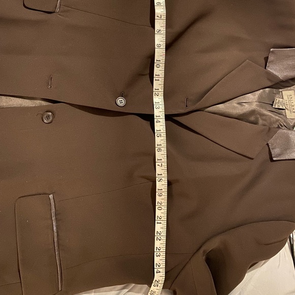 Woman’s 2pc Brown Pantsuit - Picture 9 of 14